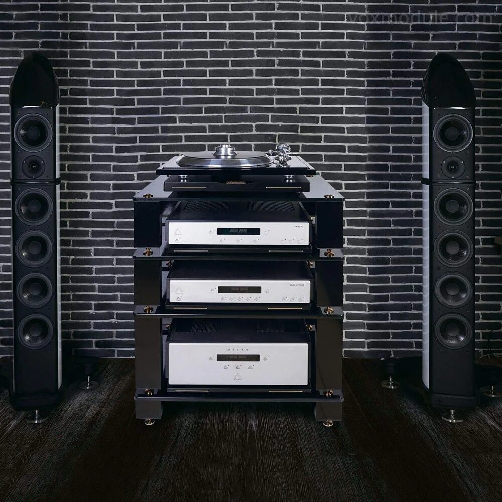 Аудиотехника hi-fi hi-end. Hi end аппаратура. Хай фай аппаратура. Аудиоаппаратура hi-end. Ламповая хай фай система.