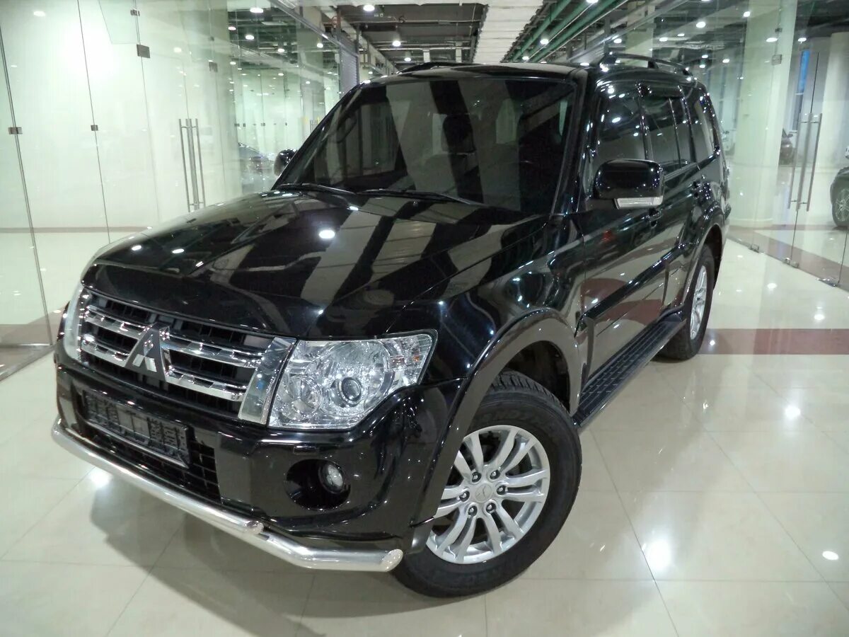 Pajero черный. Паджеро 4 черный. Mitsubishi Pajero 4 Black. Mitsubishi Pajero 4 черный тонированный. Мицубиси Паджеро 4 черный 2016.