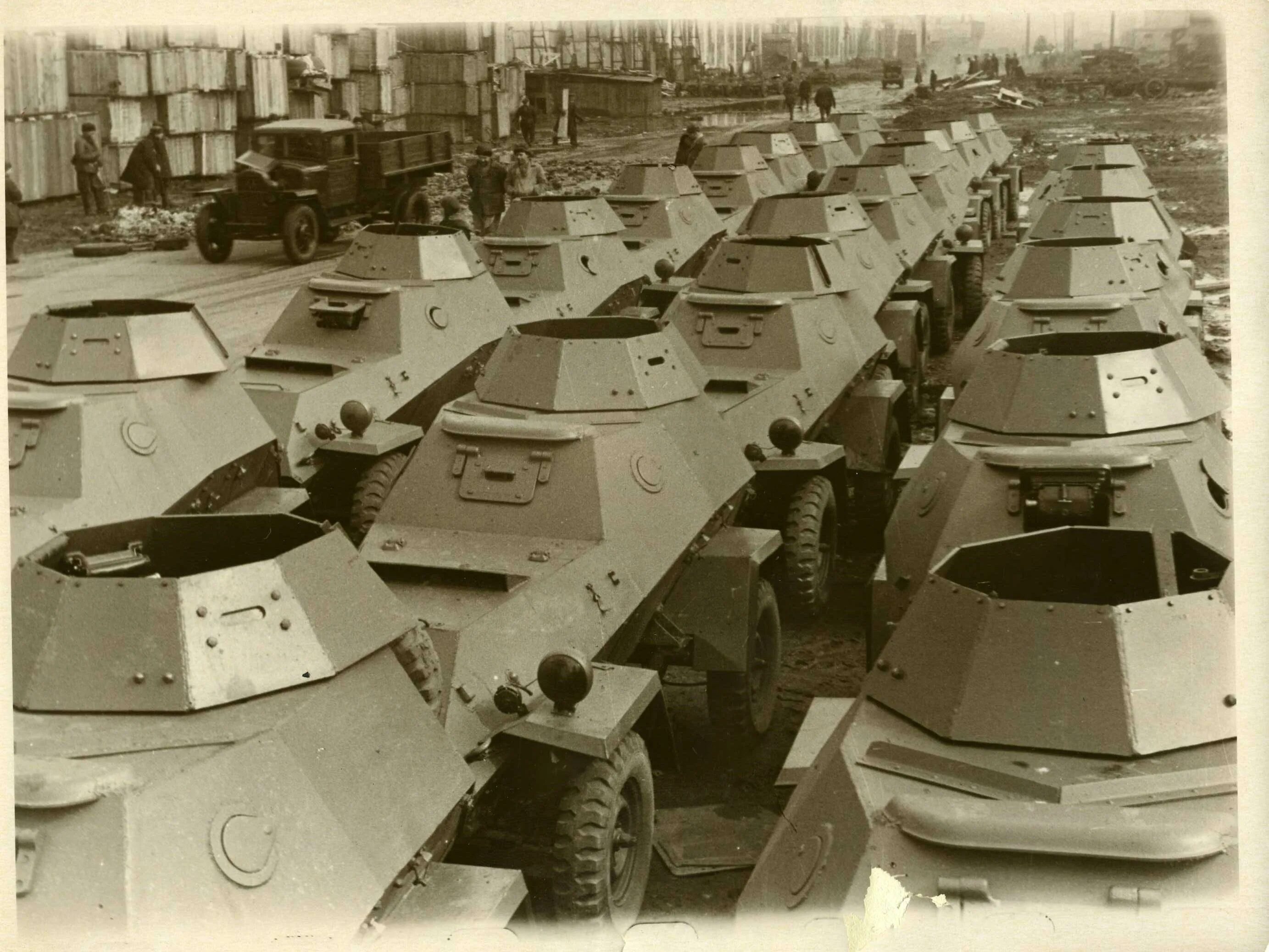 Gaz-75. Танки завода ГАЗ. Львовский автозавод бронеавтомобиль. Броневики от завода ГАЗ