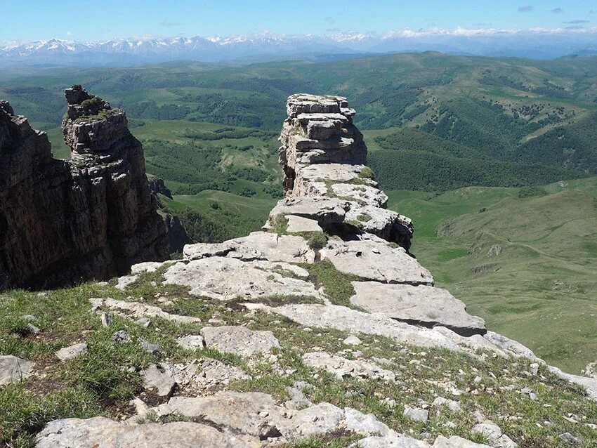 Учкекенский рынок, село учкекен. Рим гора учкекен. Рынок шерстяных изделий в учкекене. Картинки учкекен. Учкекен карачаево-черкесская рынок.