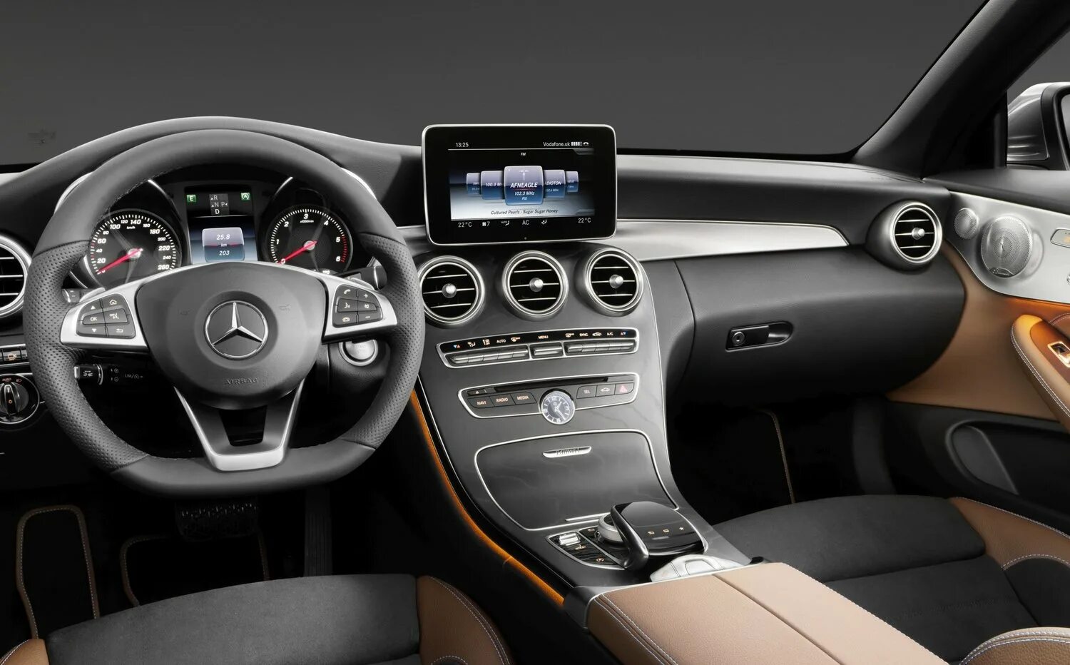 2014 2016. Mercedes benz c 220 d. mercedes-benz c-klasse 2016. mercedes benz c class 2016 салон. c205 mercedes 4 matic.