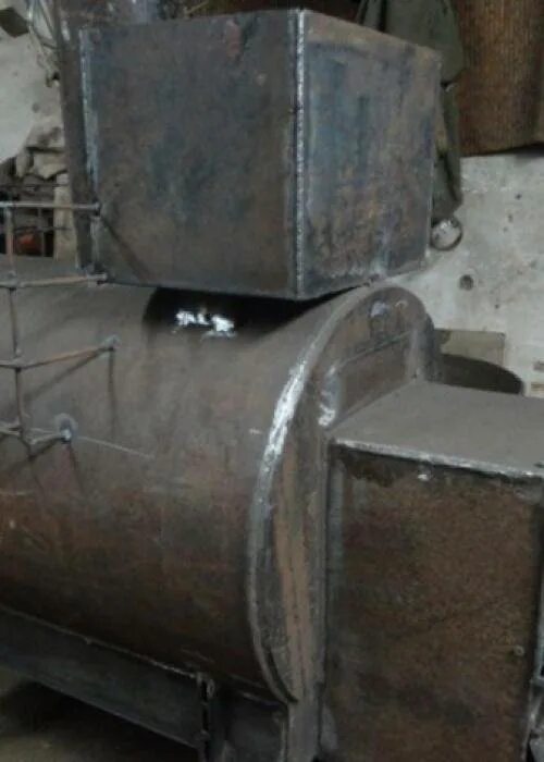 Печь из 530 трубы размеры. Банные печи с баком из 530 трубы. печь для бани из 530 трубы горизонтальная с баком для воды. котёл для бани с баком для воды из 530 трубы. печь для бани горизонтальная 530-1м.