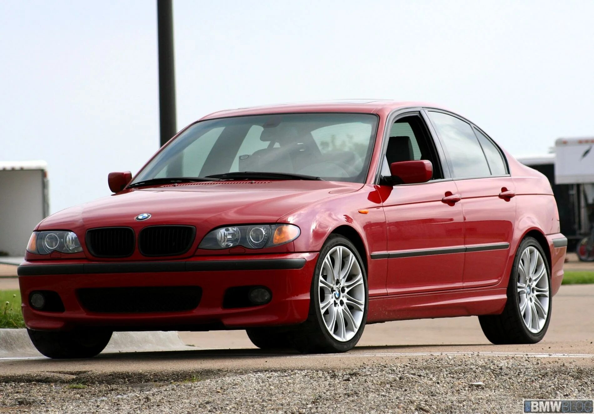 Е46 характеристики. BMW e46. БМВ е46 330i. BMW e46 sedan. BMW 3 e46.