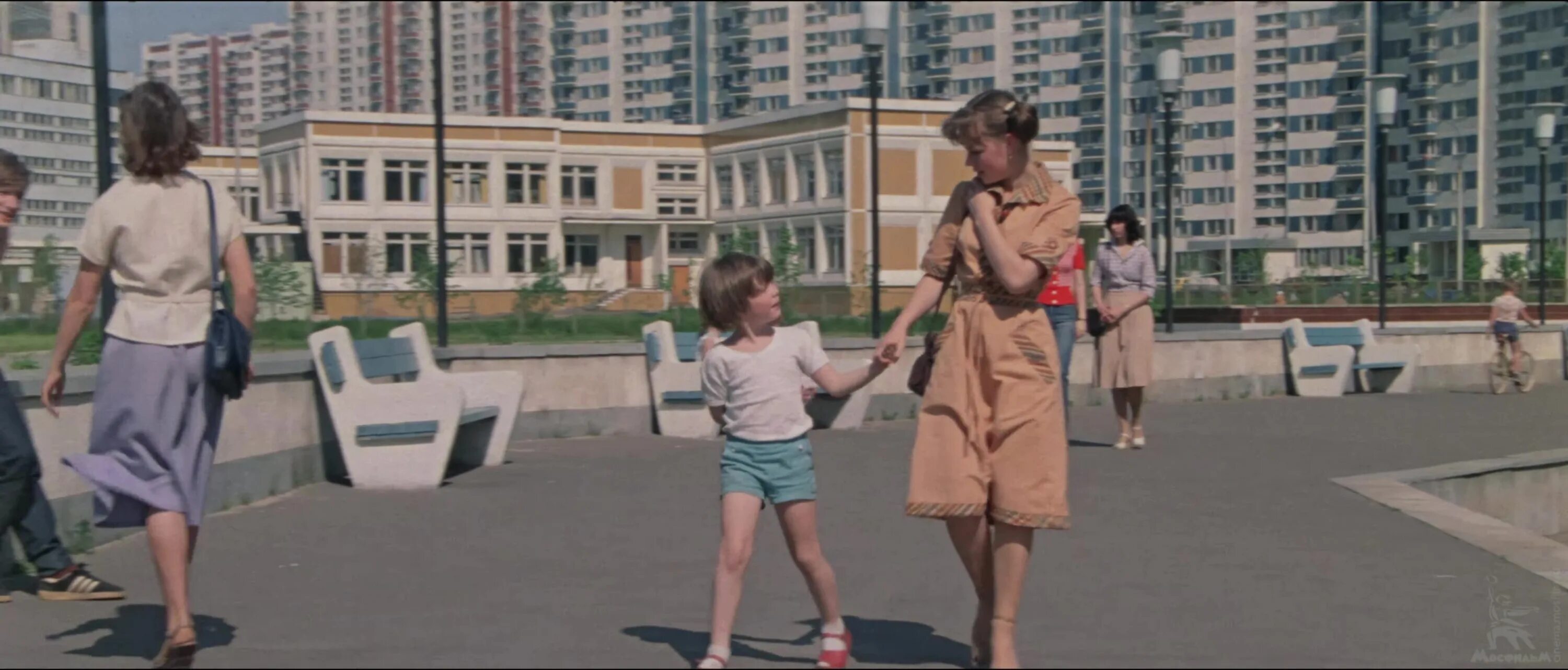 Не хочу есть проблемы. Не хочу в школу. Сводница мем. Афоризмы про вдохновение прикольные. Манга не хочу целоваться с другом детства.