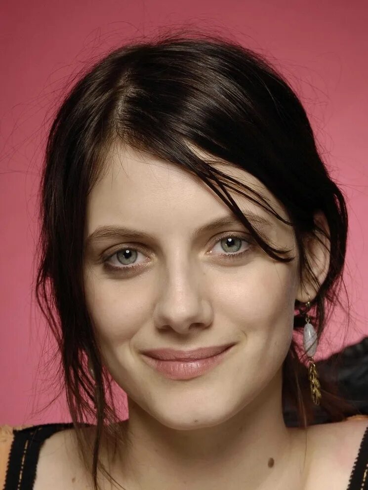 французская актриса 5 букв. первая актриса 5 букв. надя фарес. актриса софи марсо. актриса 5 букв.