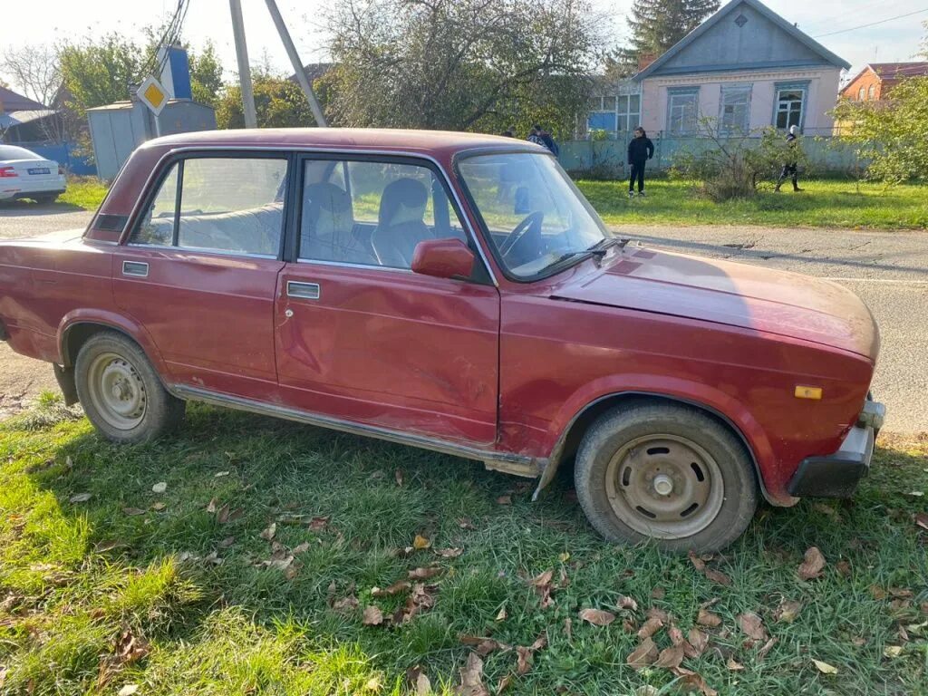 Аренда авто усть-лабинск. Авторынок усть лабинск авто с пробегом. Авторынок усть лабинск. Ваз в усть лабинске. Ваз 2106.