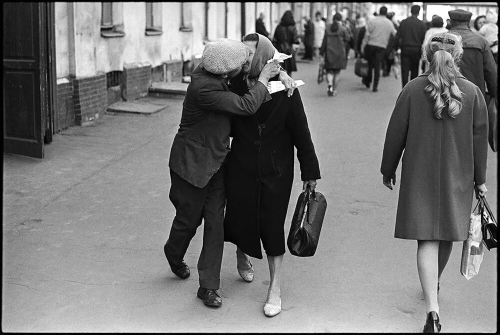 Отношения людей в ссср. Советская жизнь 1970е. Повседневная жизнь советских людей.