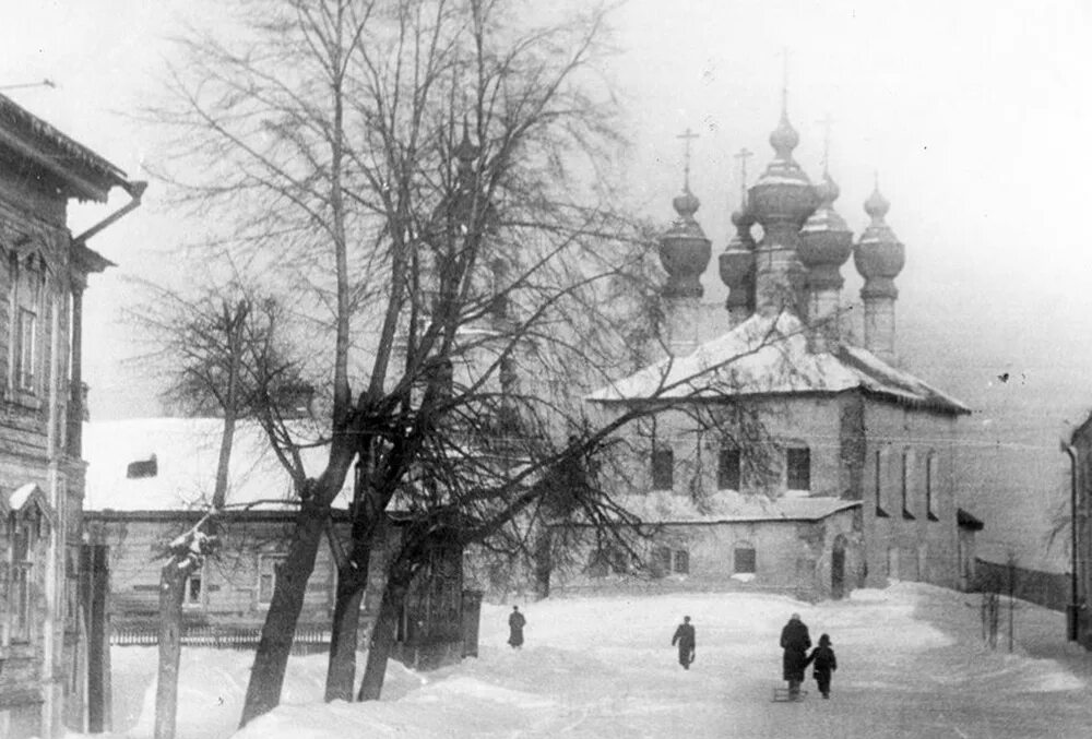 Старый ярославль купить. Ярославль 19 век. Старый Ярославль 19 век. Ярославль в 19 веке. Ярославль центр города мост 19 век.