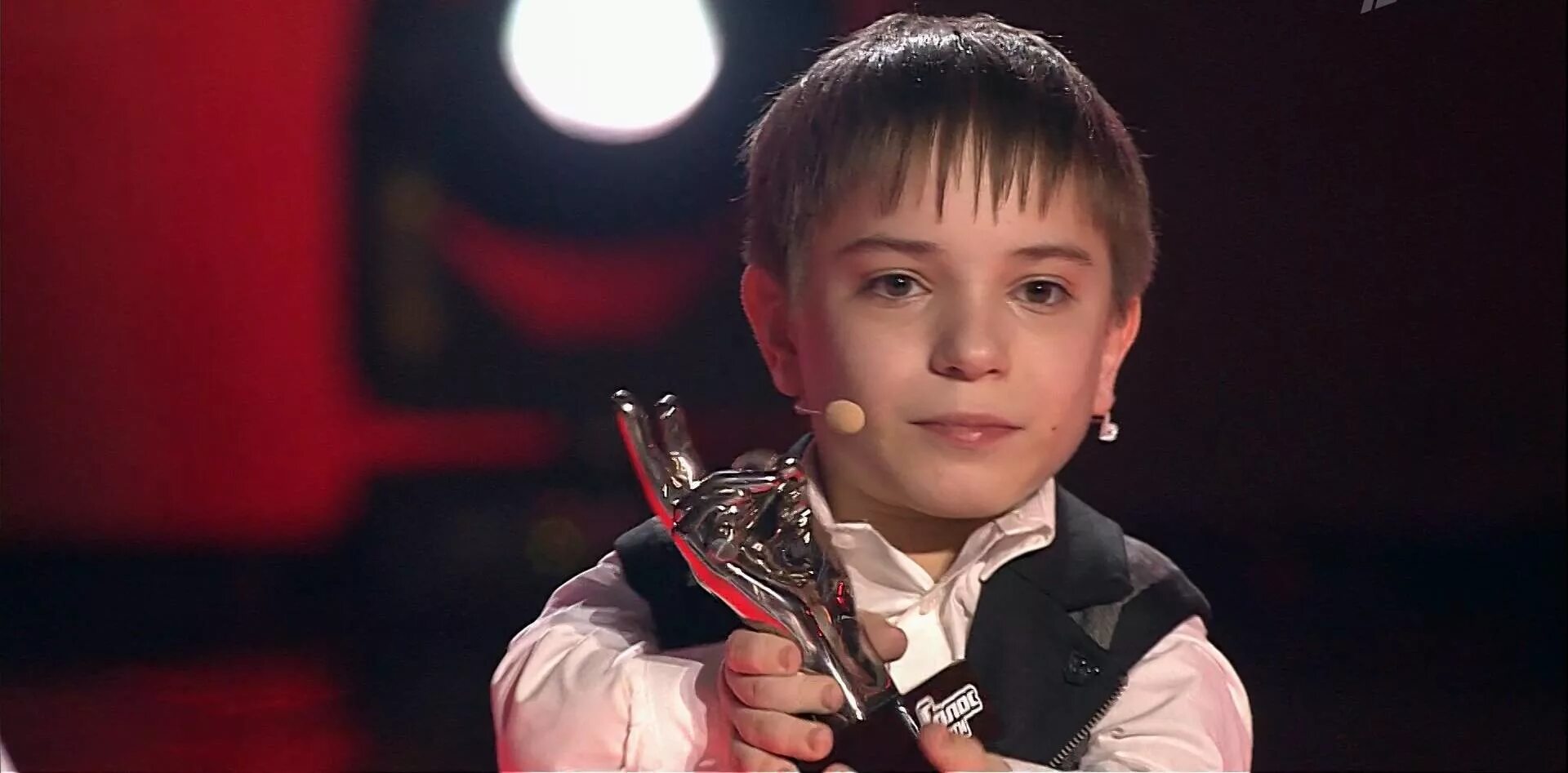 голос дети голос дети. алиса кожикина сейчас. шоу голос дети рутгер гарехт. данил плужников голос. голос 3 команда билана.