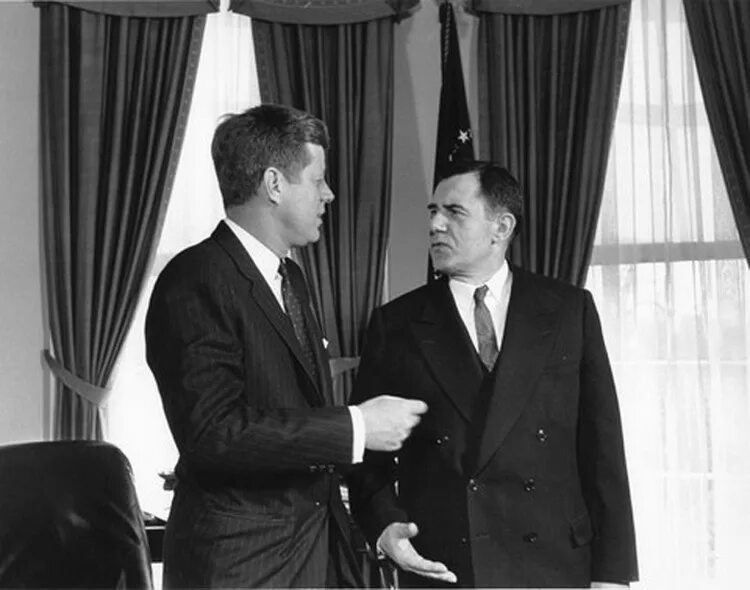 громыко деятельность. дипломатический стиль андрея громыко. громыко министр иностранных дел ссср. дипломатический стиль андрея громыко. громыко андрей андреевич.