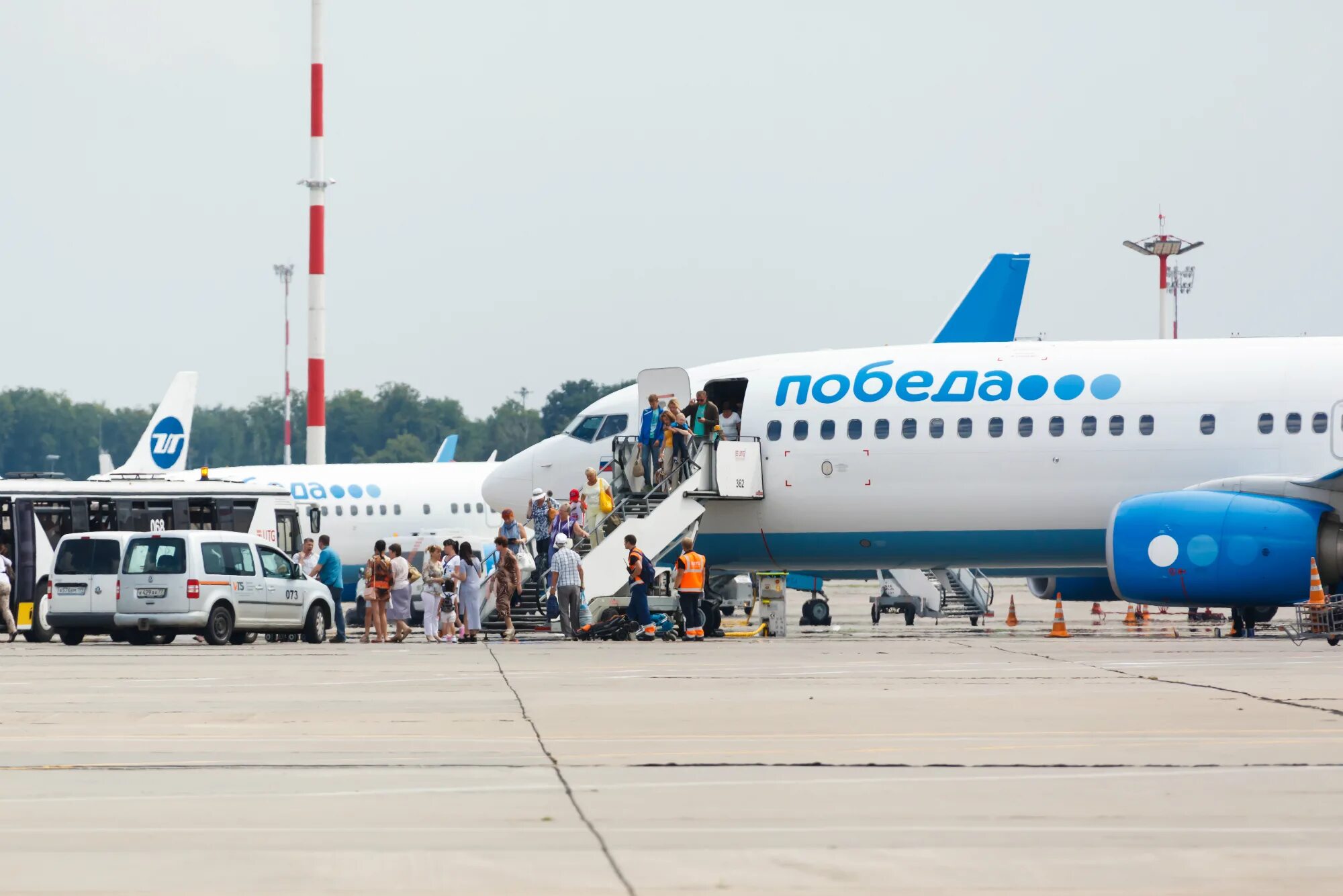 Boeing 737 Pobeda Бегишево. 737-800 Победа. Авиакомпания победа Внуково. Аэропорт Внуково Боинг 737-800.