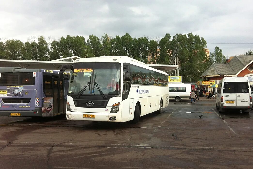 Голицыно звенигород автобус. Автобус 1054 Звенигород Одинцово.