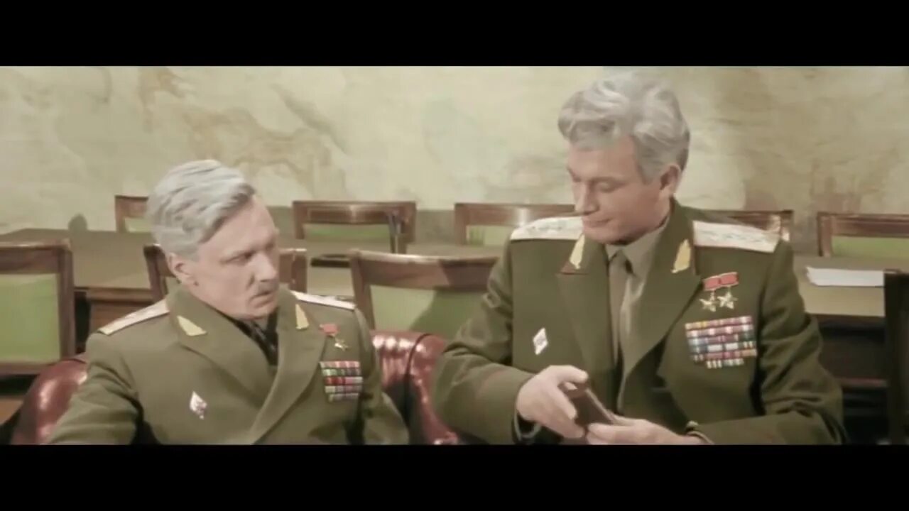 Офицеры в исполнении. Офицеры 1971. Офицеры в исполнении. Офицеры картинки. Офицеры в исполнении.