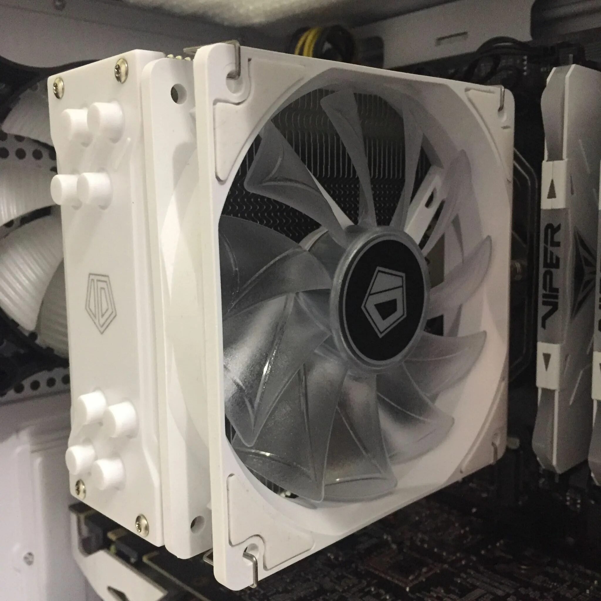 Кулер 224 xt. ID-Cooling se-224-XT White. ID Cooling 224xt White. Se 224 XT White. ID Cooling se 224 XT.