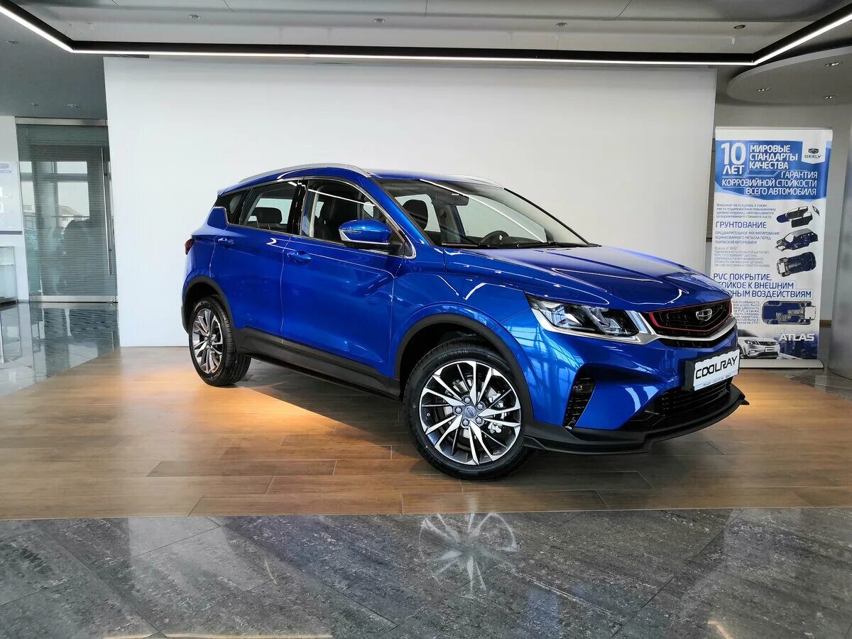 Geely coolray бирюзовый. новый москвич 2022. Geely coolray синий. джили набережные челны. Geely coolray синий.