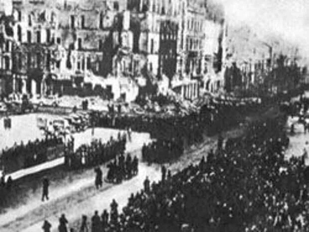 Вальс помнят альпы и дунай. Помнят альпы и дунай. вена альпы дунай 45 года. помнит вена помнят альпы и дунай картинки. помнит вена помнят альпы и дунай вальс.