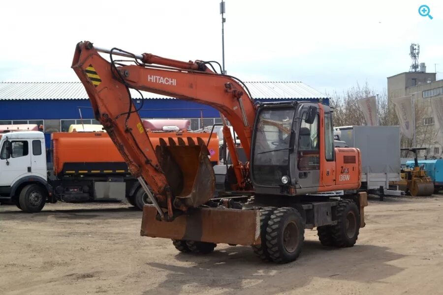 Экскаватор Хитачи 130 колесный. Колесный экскаватор Hitachi zx130w. Экскаватор колесный полноповоротный Hitachi. Хитачи 130 колесный. Купить экскаватор бу полноповоротный