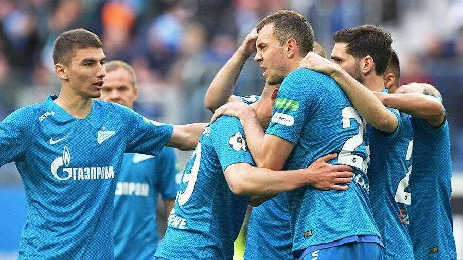 Зарплата фк зенит. Футбольный клуб зенит. Зарплата фк зенит. Форма фк зенит. Фк зенит.