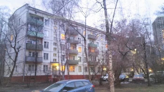 Москва улица окская дом 30 корпус 1. Окская 30. Школа маршала чуйкова кузьминки. Окская ул. Москва улица окская дом 30 корпус 1.