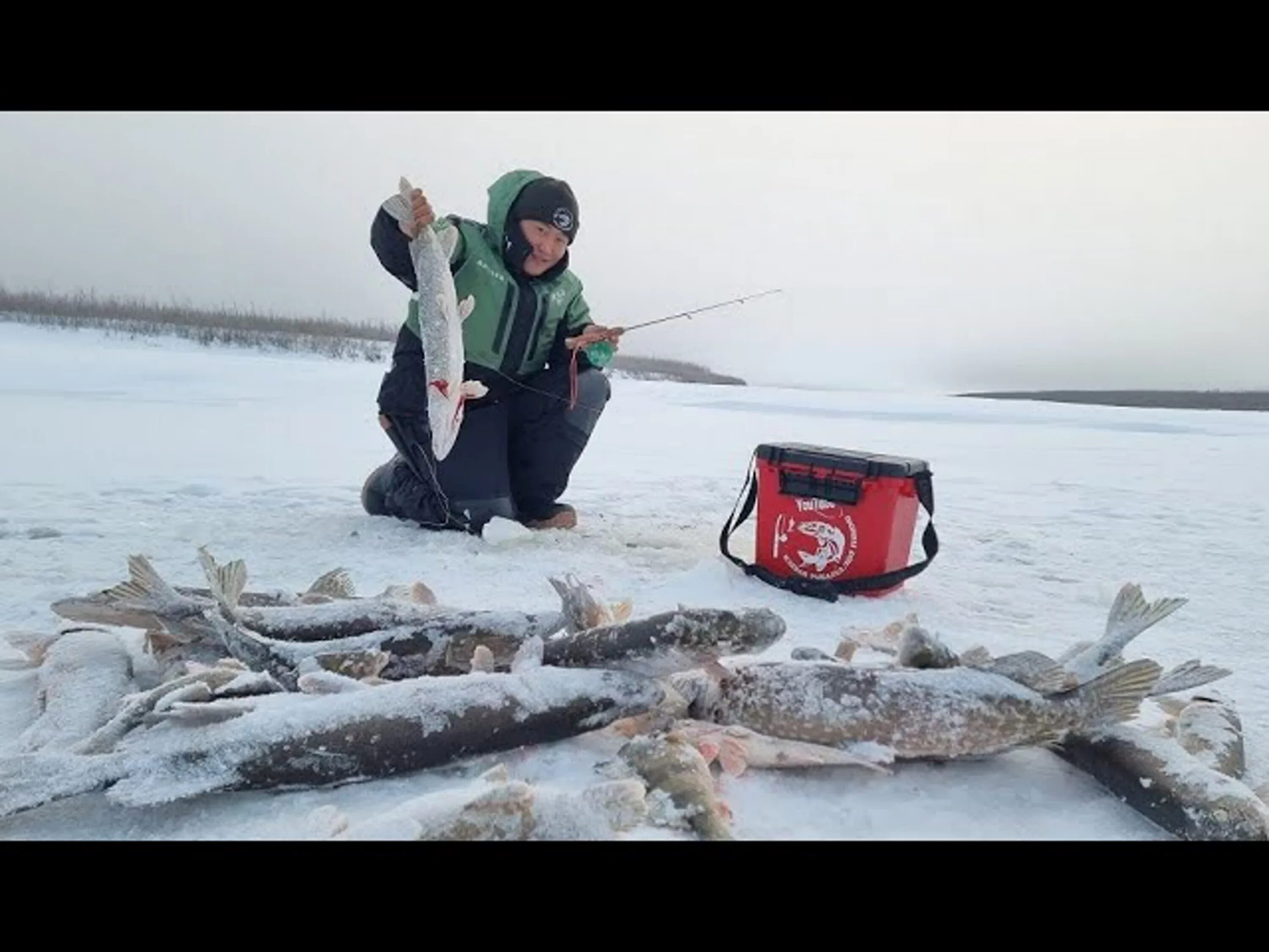 Зимняя рыбалка в Якутии 2020. Клевая рыбалка в Якутии 2020. Зимняя рыбалка в Якутии 2021.
