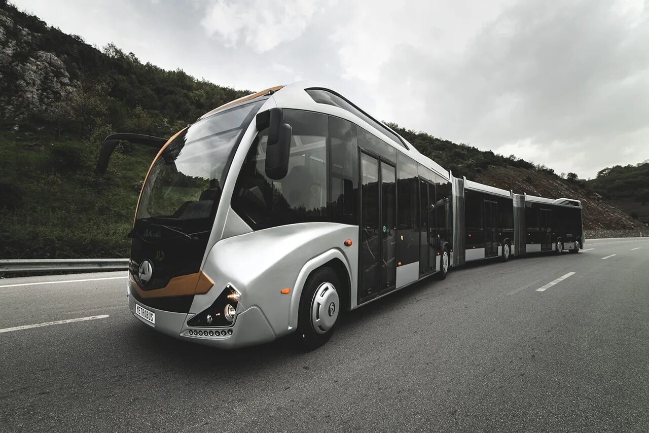 Новый мир автобусы. Akia Ultra LF 25. Турецкие автобусы Akia. Akia Metrobus. Современные автобусы.