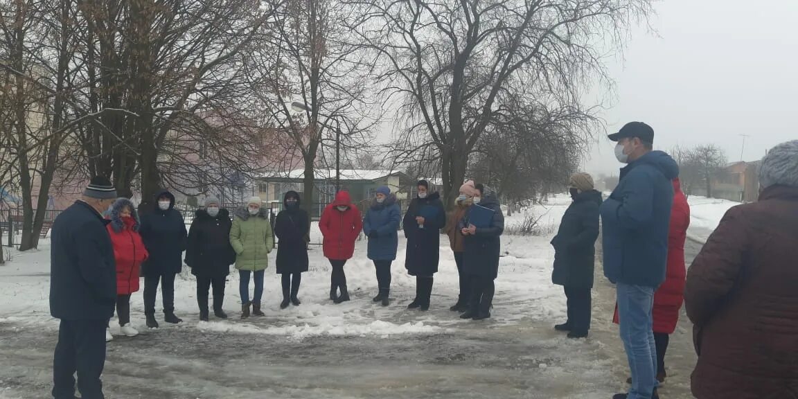 Новости никольского белгородской. Жители Белгорода. Трехгорный жители обсуждение инициативного проекта. Муниципальный совет Белгородского района фото. Трехгорный жители обсуждение инициативного проекта Тебенко.