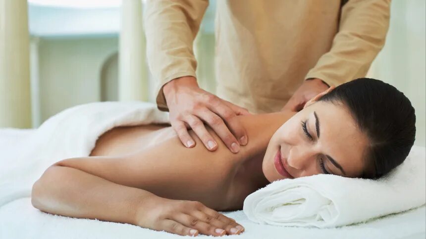 Bbc massage. Relax Mersum. Массаж плечей. Массаж на рассвете. Массаж плеч фото.