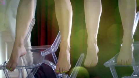 Amanda foot