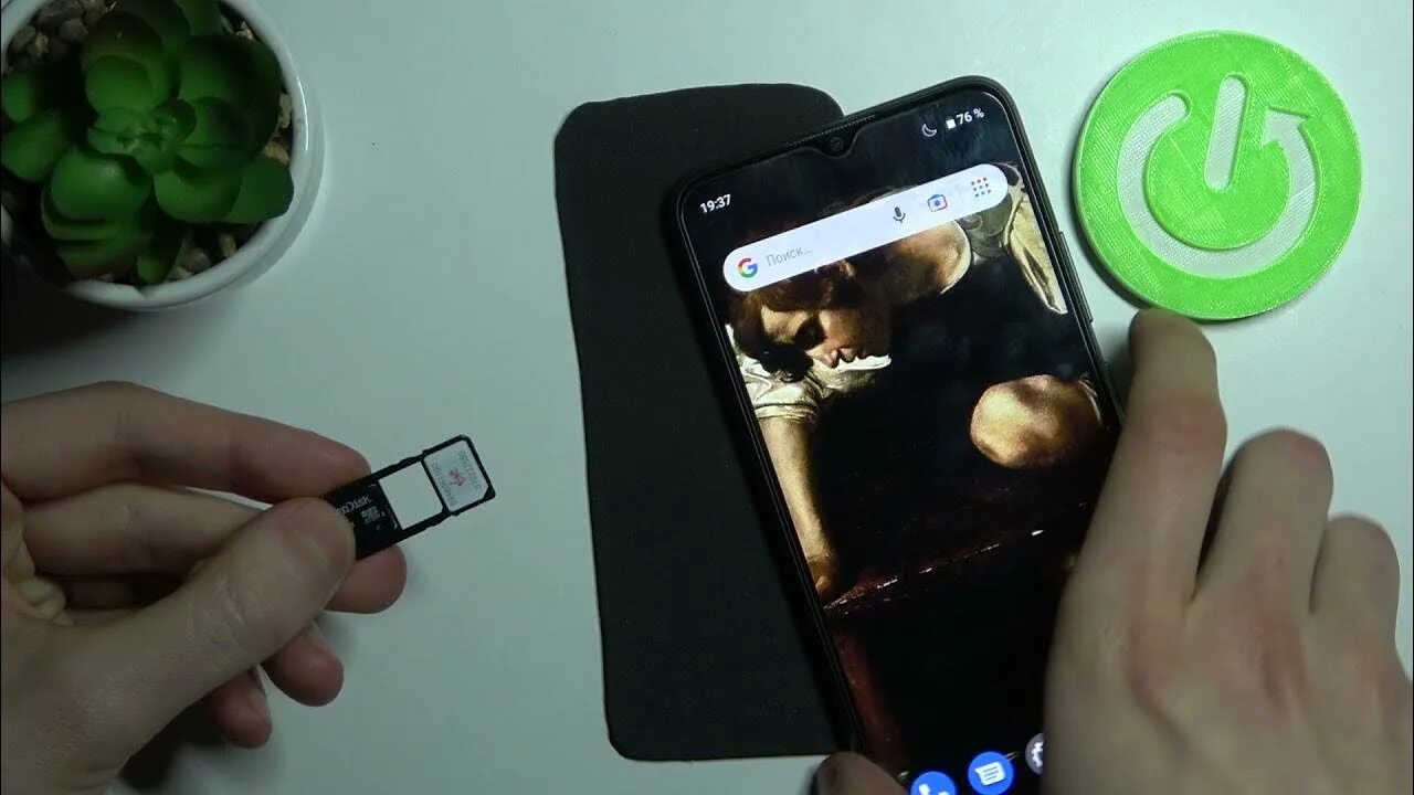 Как вставить симку в реалми. Как вставить сим в realme. как вставить симку в телефон realme. как в realme 9i вставлять симку. realme c21 как вставить сим карту.