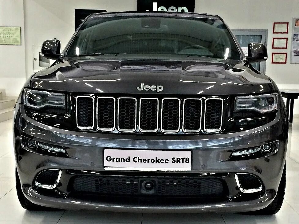 джип гранд чероки черный 2018. Jeep grand cherokee 6. 4. Srt 6. 4.
