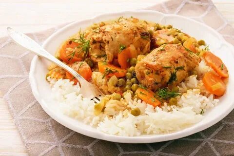 Рис с индейкой и овощами в духовке