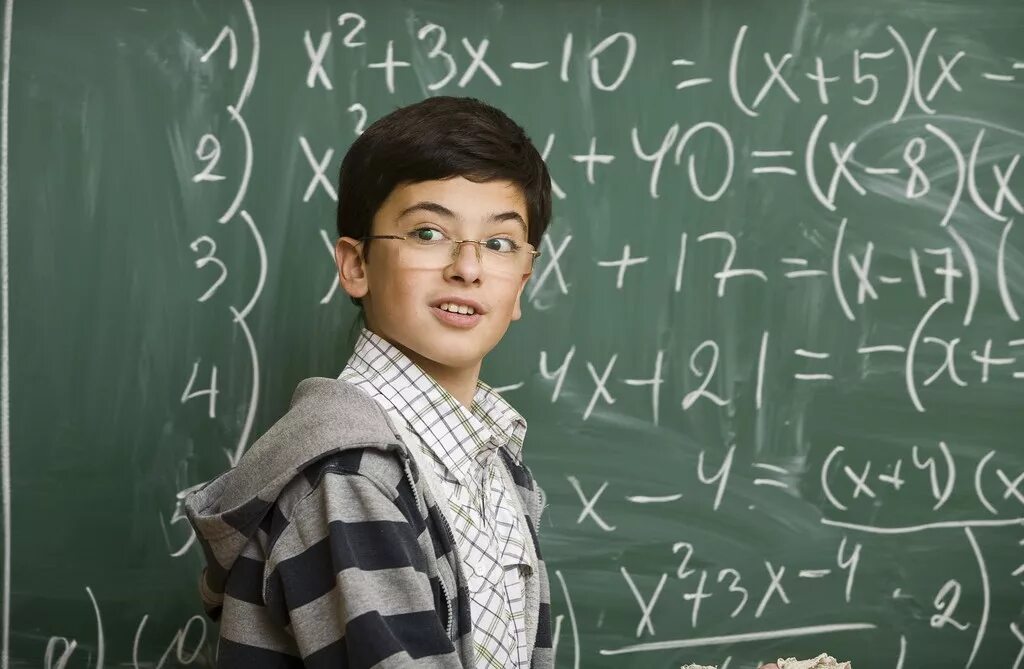 День математики в школе. Математика в школе 44. Математик. Whiteboard elementary school students. Неделя математики в школе.