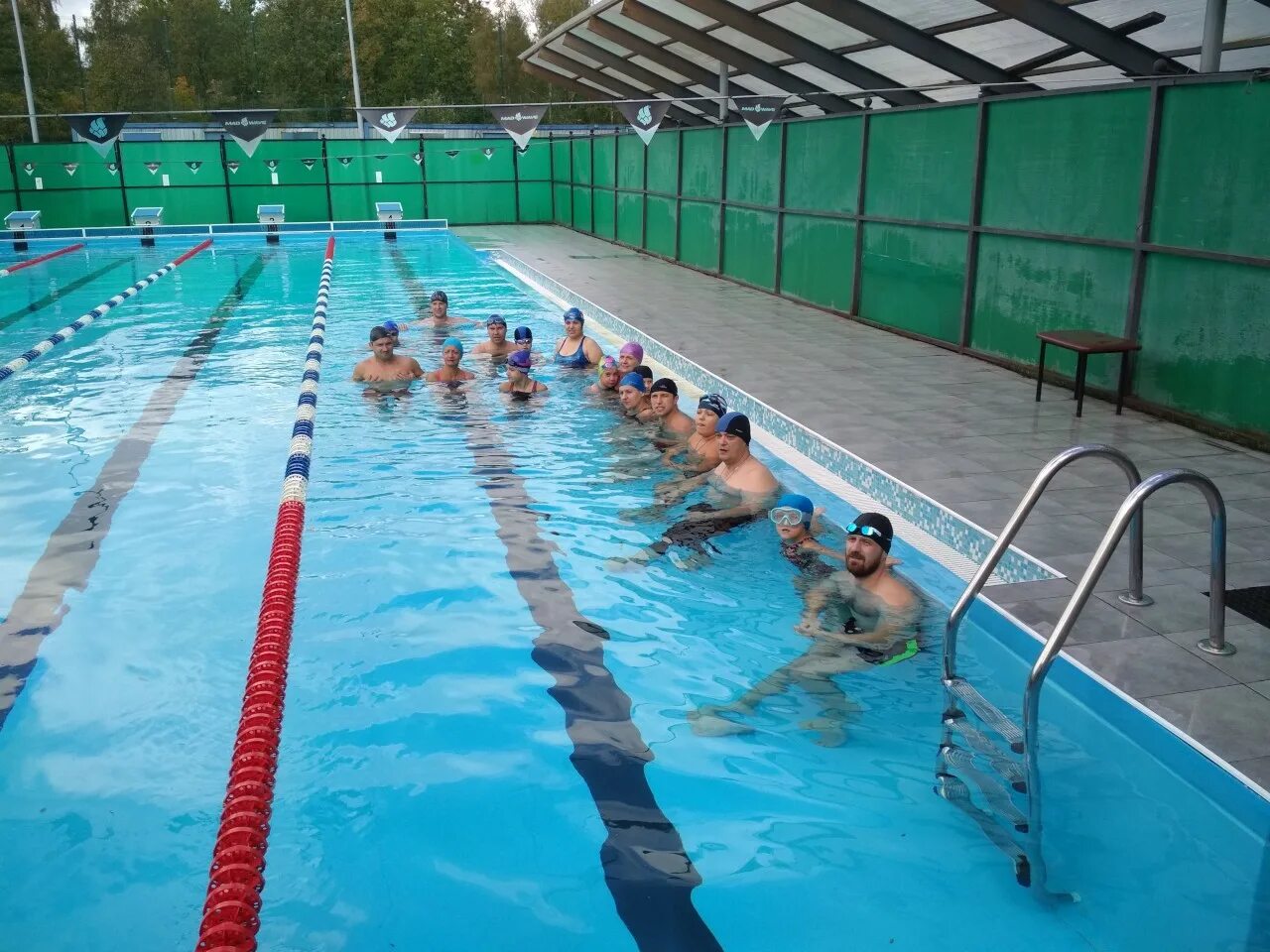 Открытый бассейн в красногвардейском районе. Открытый бассейн в санкт-петербурге динамо. Открытый бассейн динамо на большая пороховская. 2 бассейн. Открытый бассейн в санкт-петербурге на большой пороховской.
