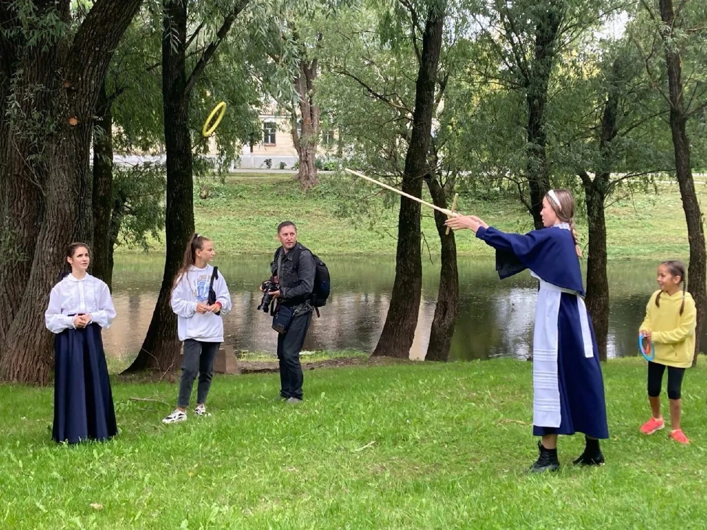 Игра серсо перевод. Серсо. игра серсо. старинные игры серсо. серсо фото.