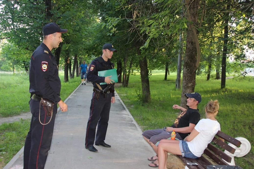 Полиция место регистрации. Полиция Рязань. Рязанский парк.