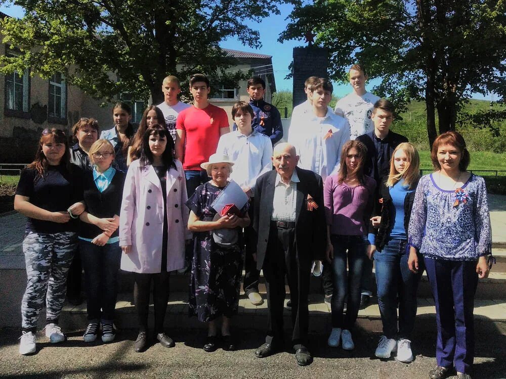 Мбоу сош 1 курсавка. Учителя курсавкой школы. Техник универсал. Колледж курсавка ерин. Курсавка ставропольский край школа.