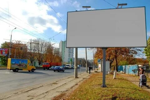 Реклама на баннерах на дорогах