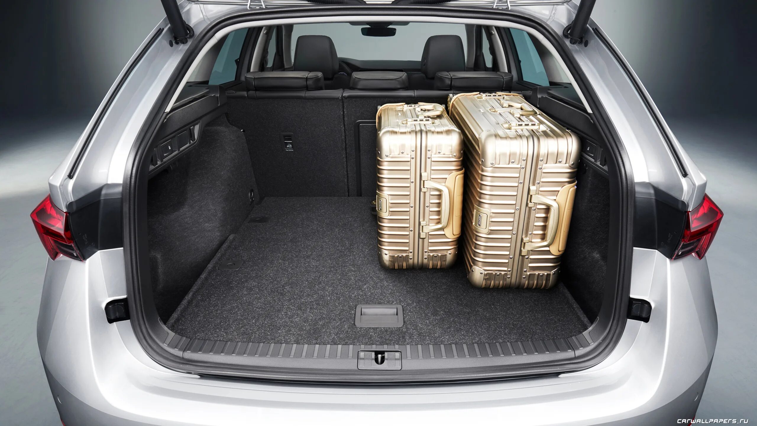 Octavia a8 багажник. шкода октавия комби 2019 багажник. Skoda octavia 2020 багажник. багажник шкода octavia a7. Skoda octavia combi 2020.