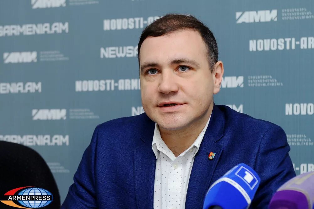 Дениса дворникова. Дениса дворникова