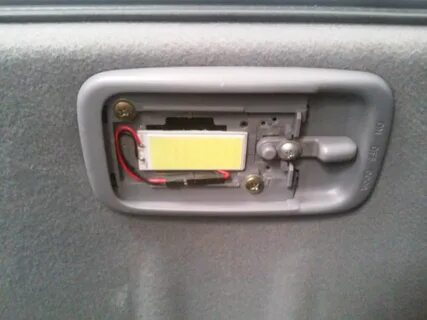 Рав 4 поменять лампочку