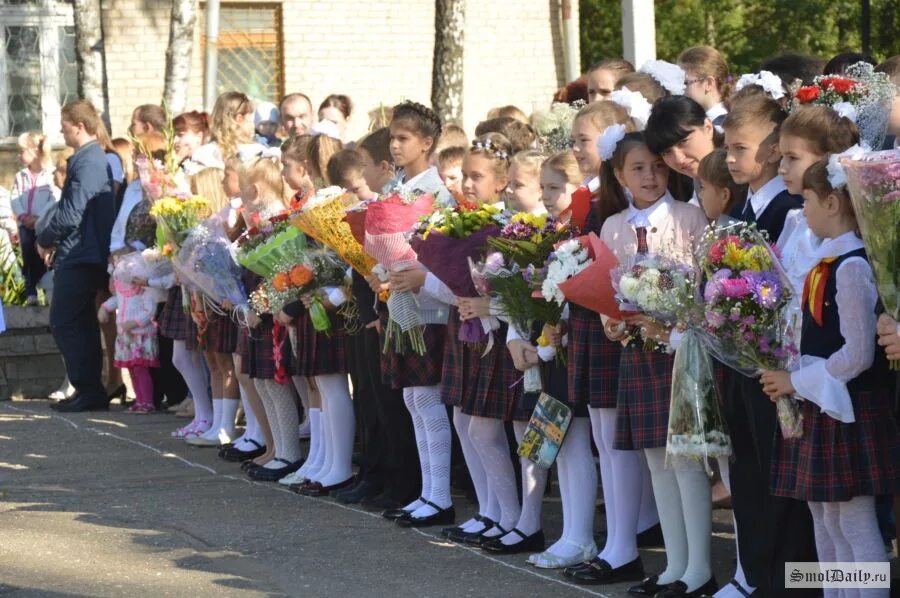 35 школа смоленск мальчик