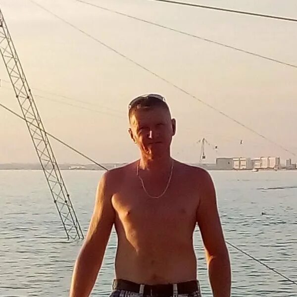 44 простых. 44 простых. 44 простых. В книге 48 страниц. 44 простых.