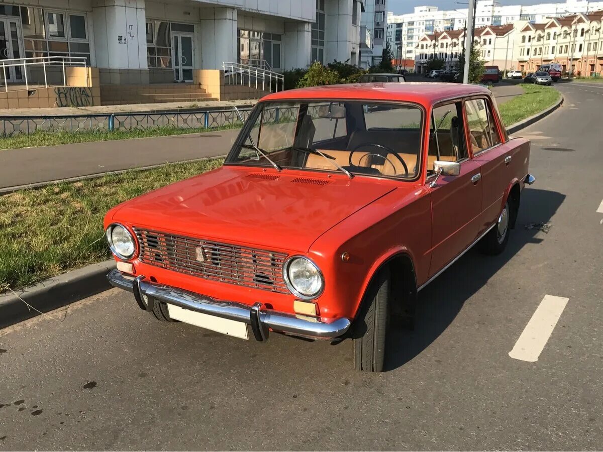 ВАЗ 2101 красная. ВАЗ 2101 1980. ВАЗ 2101 1980 года красный.