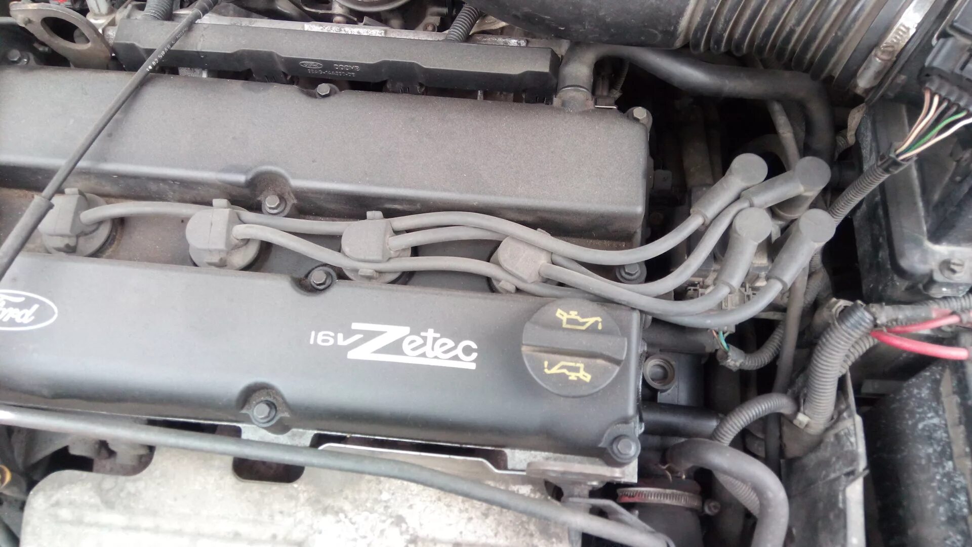 Ford c max 1. Форд фокус 1 дымит. Форд фокус 1 седан 2001. Ford focus 1 1998. Форд фокус 1 1.