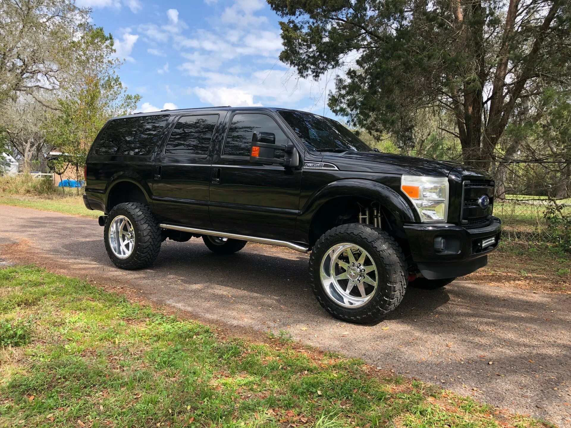 Купить форд экскурсион. Форд Экскурсион 2003. Ford Excursion 2005. Ford Excursion Custom. Ford Excursion Black.