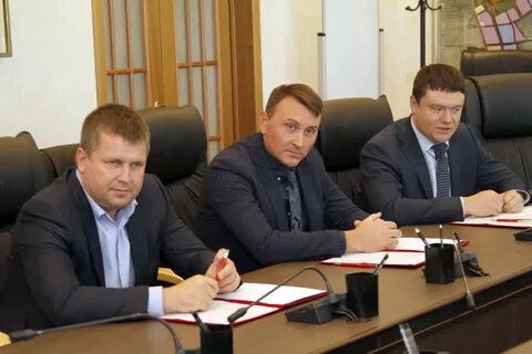 Оэз директор