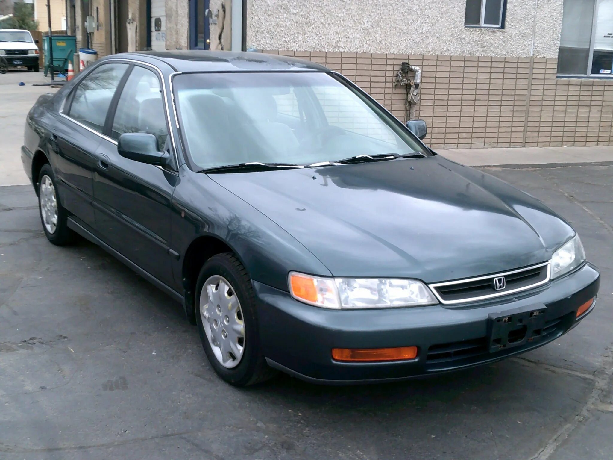 Honda 96 год. Хонда Аккорд 5. Хонда Аккорд 96. Honda Accord 96 года. Honda Accord старый кузов.