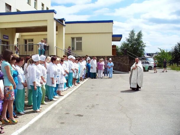 Садовый центр матырский каталог. Пос Матырский больница. Посёлок Матырский. ГУЗ поликлиника Матырский. Праздник медработников Волово Липецкая область.