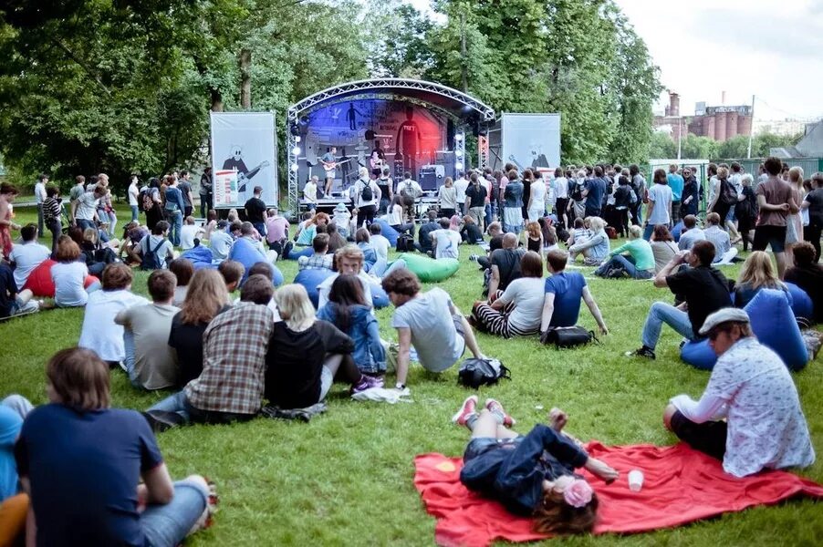 Фестиваль современного искусства «форма». Новые формы фестиваль. Фестивали современного искусства в россии. Фестиваль форма. Фестиваль форма.