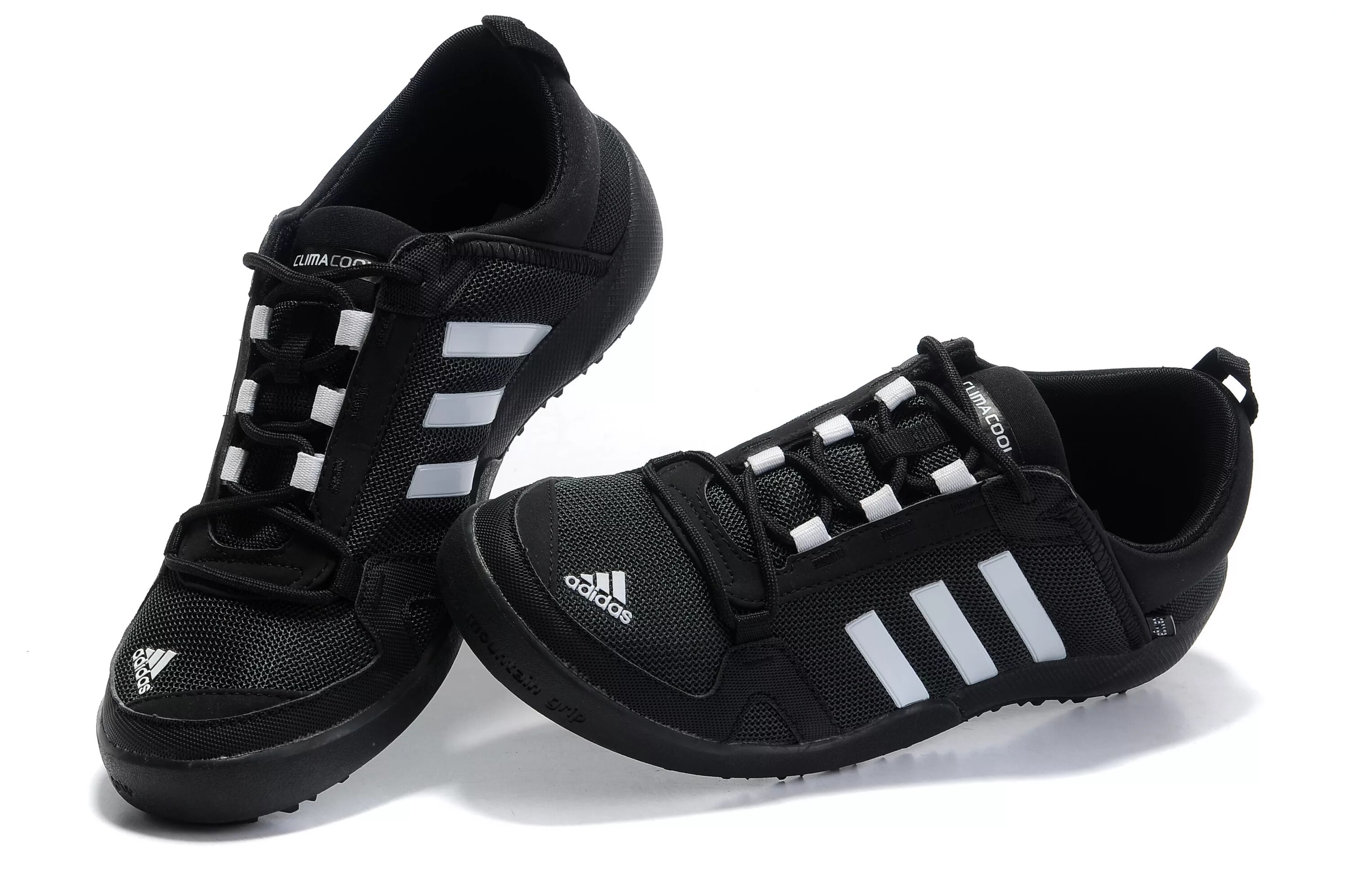 Кроссовки адидас на весну. Adidas Daroga кроссовки мужские. Кроссовки adidas Daroga two. Adidas Daroga 11. Кроссовки adidas Daroga 2005.